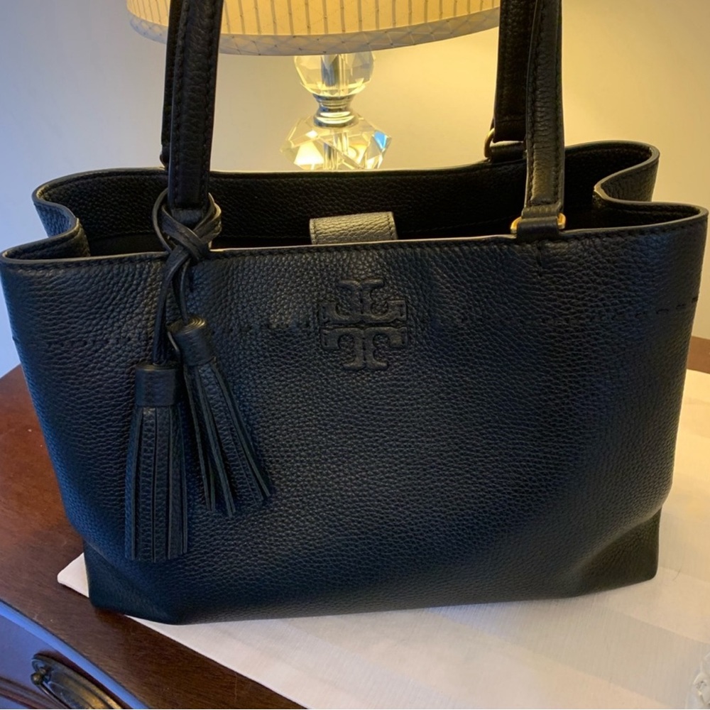 Tory Burch Medium Thea Pebbled Leather Satchel